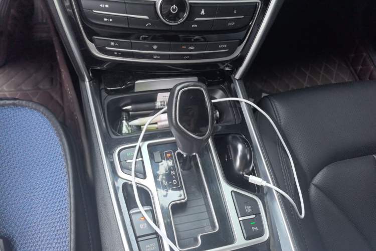 Used Geely Auto Emgrand GT 2017 1.8T Luxury Model Gear Lever