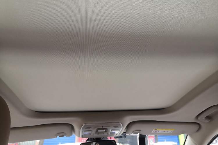 Used Geely Auto Emgrand GT 2017 1.8T Luxury Model Headliner