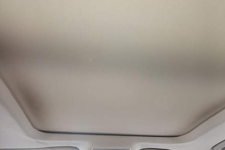 Used Geely Auto Emgrand GT 2017 1.8T Comfort Model Headliner