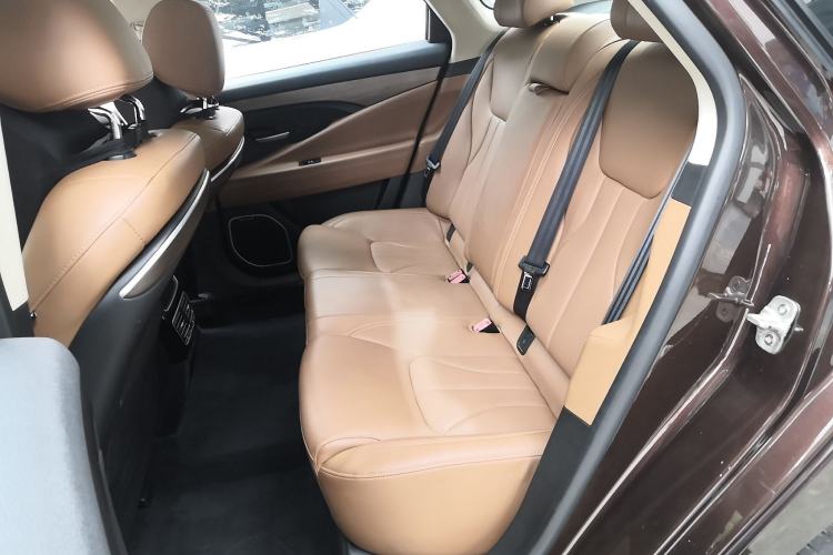 Used Geely Auto Emgrand GT 2017 1.8T Luxury Model Left Rear Seat