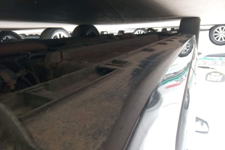 Used Geely Auto Emgrand GT 2017 2.4L Zunya Model Left Side Sill