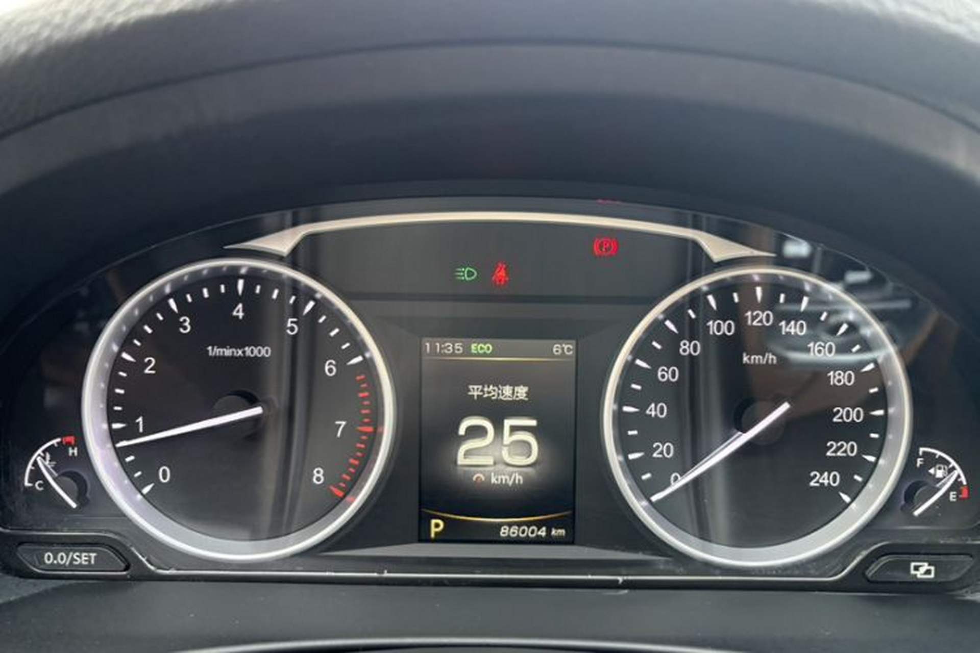 Used Geely Auto Emgrand GT 2017 1.8T Luxury Model Odometer Close Up