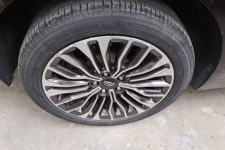 Used Geely Auto Emgrand GT 2017 1.8T Luxury Model Right Rear Wheel Hub