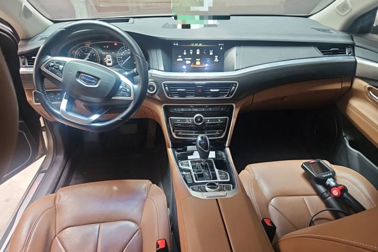 Used Geely Auto Emgrand GT 2017 1.8T Flagship Model Center Console