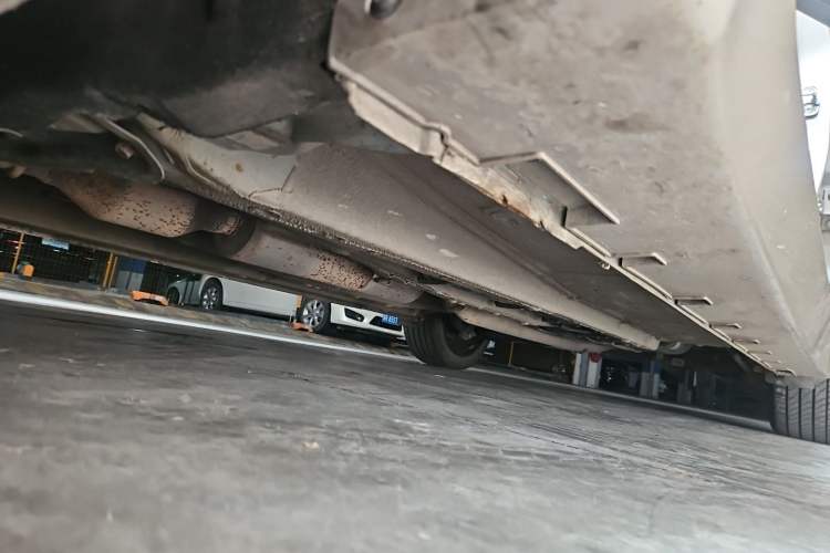 Used Geely Auto Emgrand GT 2017 1.8T Flagship Model Chassis Front Left