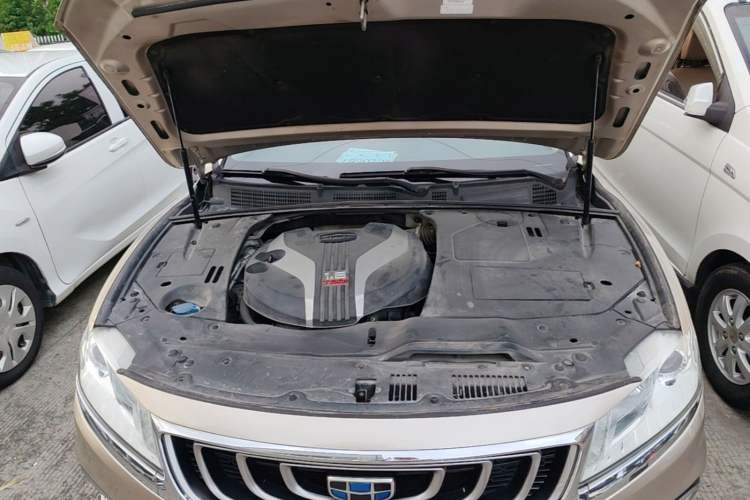 Used Geely Auto Emgrand GT 2017 1.8T Luxury Model Engine Bay