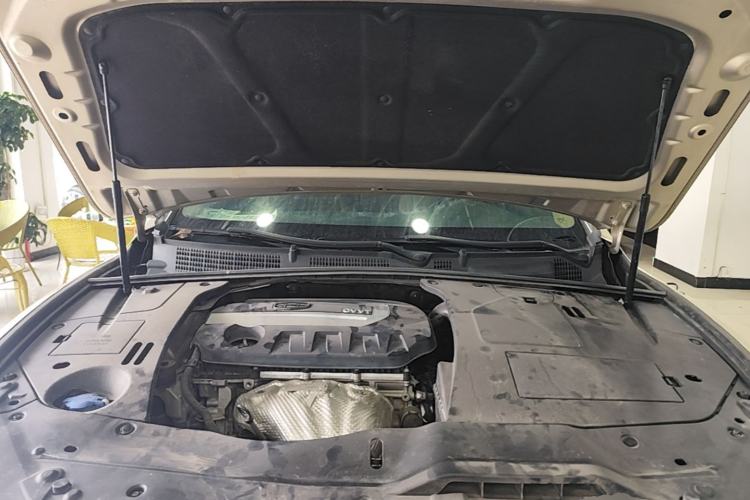 Used Geely Auto Emgrand GT 2017 2.4L Luxury Model Engine Bay