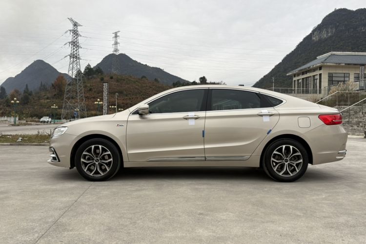 Used Geely Auto Emgrand GT 2017 1.8T Comfort Model Exterior 4