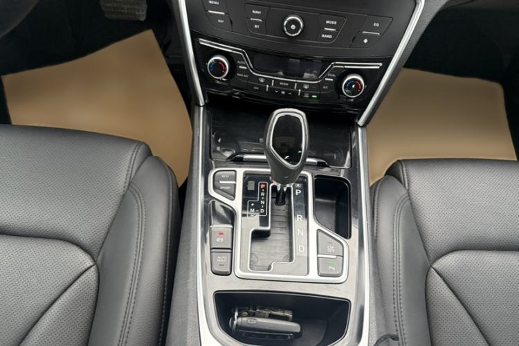 Used Geely Auto Emgrand GT 2017 1.8T Comfort Model Gear Lever