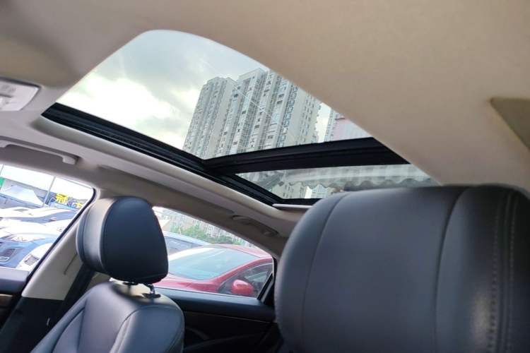 Used Geely Auto Emgrand GT 2017 1.8T Luxury Model Headliner