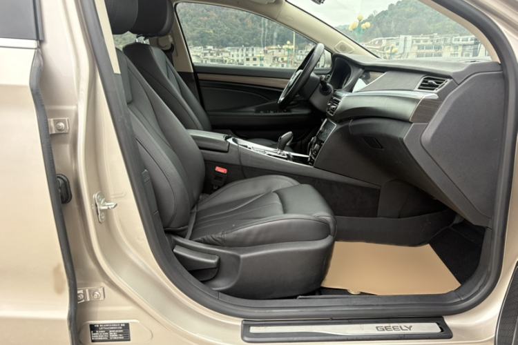 Used Geely Auto Emgrand GT 2017 1.8T Comfort Model Interior 10