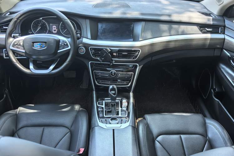 Used Geely Auto Emgrand GT 2017 1.8T Luxury Model Interior 4