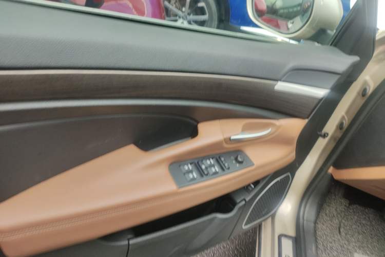 Used Geely Auto Emgrand GT 2017 2.4L Comfort Model Left Front Door Interior