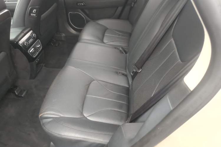 Used Geely Auto Emgrand GT 2017 1.8T Flagship 4G Edition Left Rear Seat