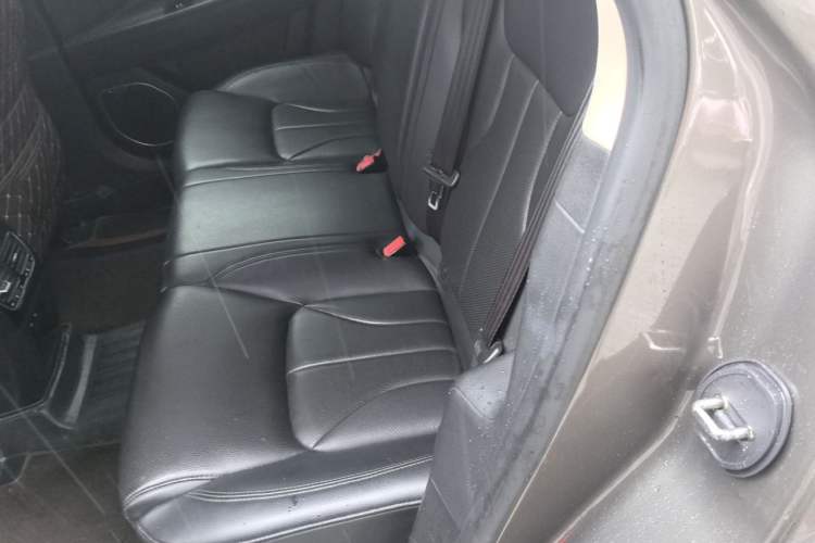 Used Geely Auto Emgrand GT 2017 1.8T Comfort Model Left Rear Seat