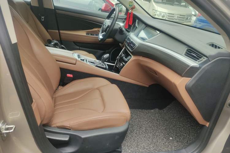 Used Geely Auto Emgrand GT 2017 2.4L Comfort Model Right Front Seat