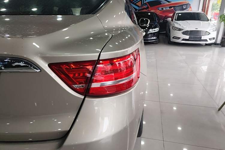 Used Geely Auto Emgrand GT 2017 2.4L Luxury Model Right Rear Taillight