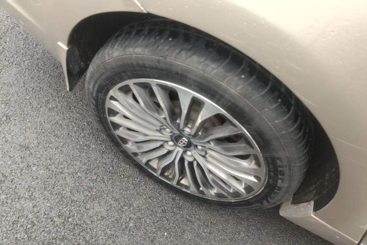 Used Geely Auto Emgrand GT 2017 1.8T Flagship 4G Edition Right Rear Wheel Hub