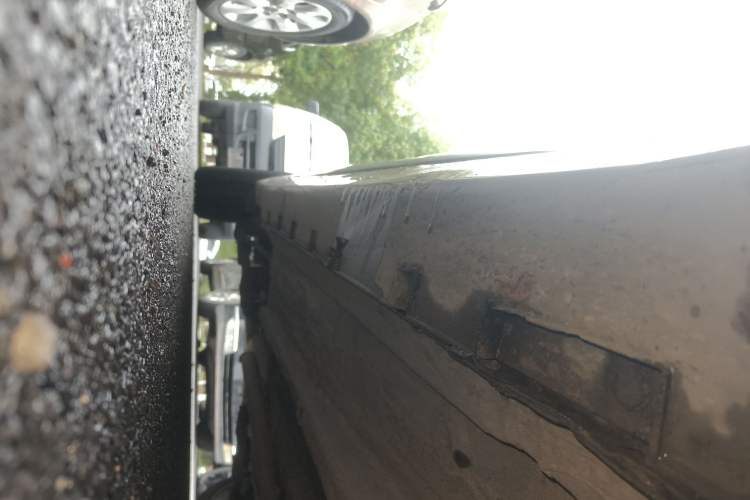 Used Geely Auto Emgrand GT 2017 1.8T Flagship 4G Edition Right Side Sill