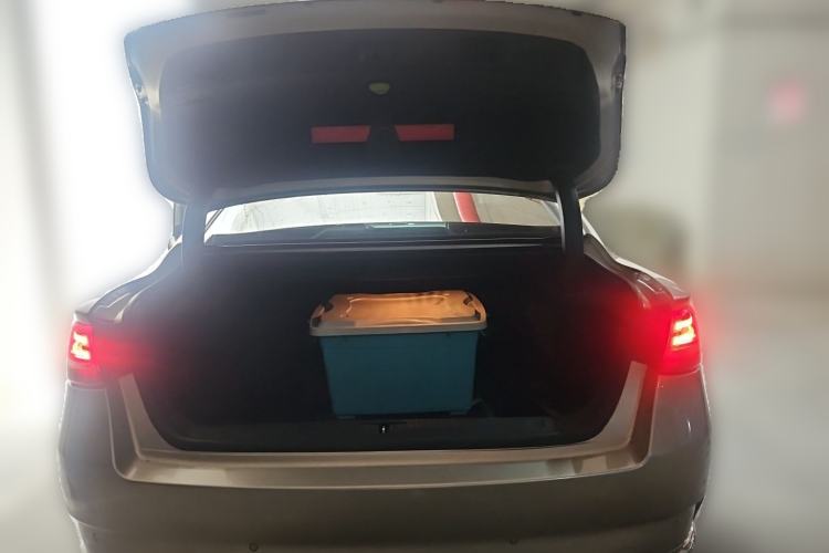 Used Geely Auto Emgrand GT 2017 1.8T Flagship Model Trunk