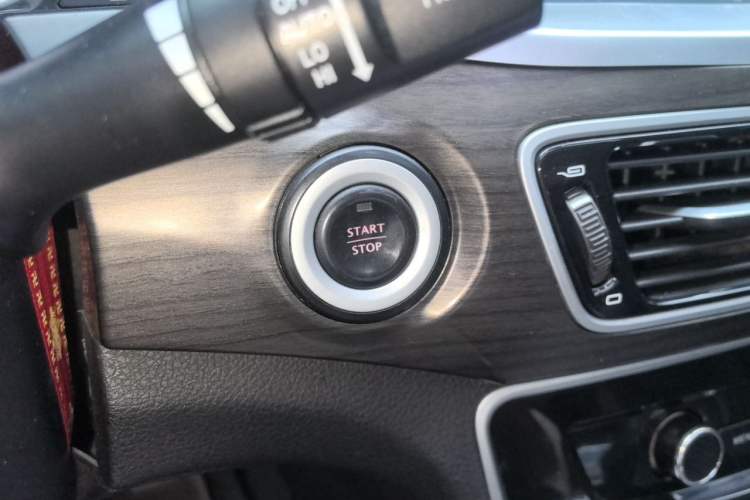 Used Geely Auto Emgrand GT 2017 1.8T Comfort Model Vehicle Key