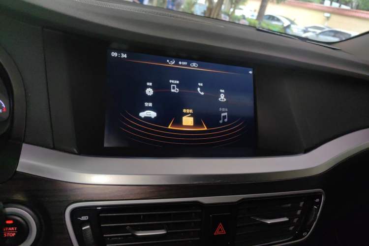 Used Geely Auto Emgrand GT 2017 2.4L Luxury Model Audio And AC Panel