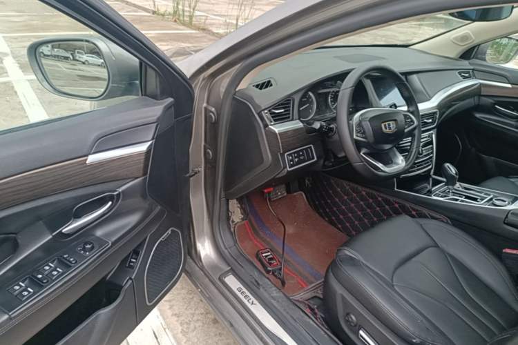 Used Geely Auto Emgrand GT 2017 2.4L Luxury Model Driver Seat