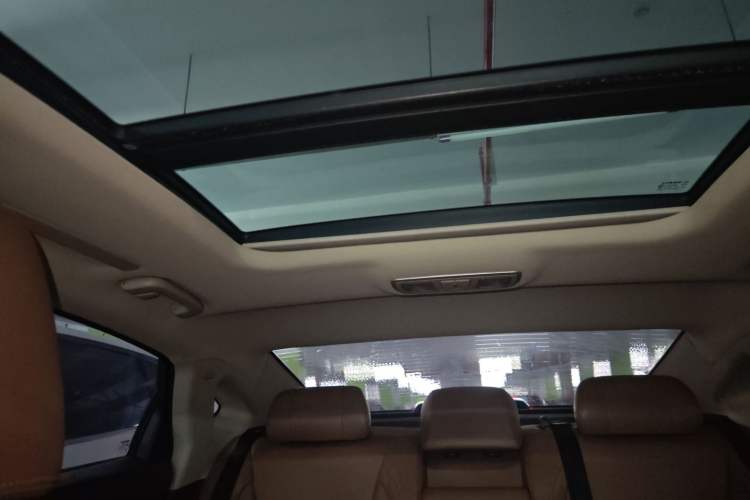 Used Geely Auto Emgrand GT 2017 1.8T Luxury Model Headliner
