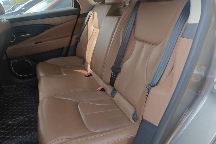 Used Geely Auto Emgrand GT 2017 1.8T Luxury Model Left Rear Seat