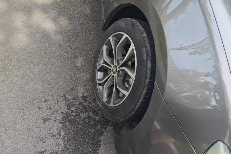 Used Geely Auto Emgrand GT 2017 2.4L Luxury Model Right Front Wheel Hub
