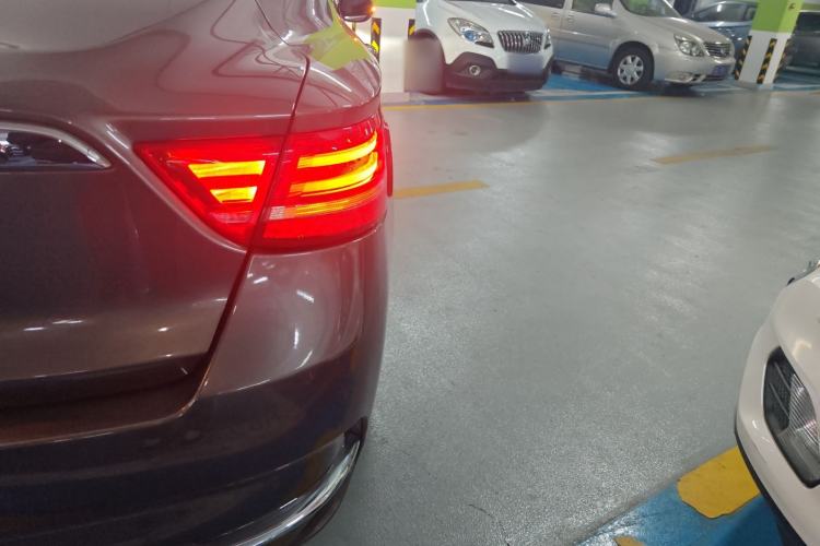 Used Geely Auto Emgrand GT 2017 1.8T Luxury Model Right Rear Taillight