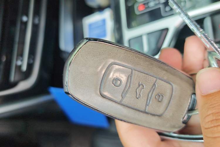 Used Geely Auto Emgrand GT 2017 2.4L Luxury Model Vehicle Key