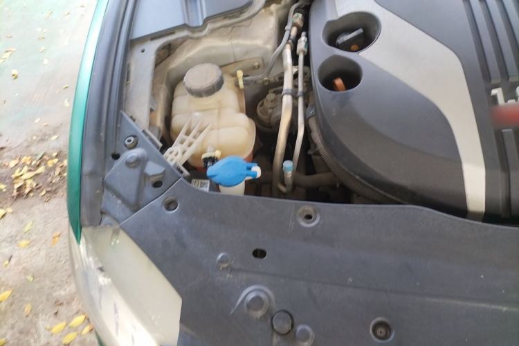 Used Geely Auto Emgrand GT 2017 1.8T Luxury Model Engine Bay Right