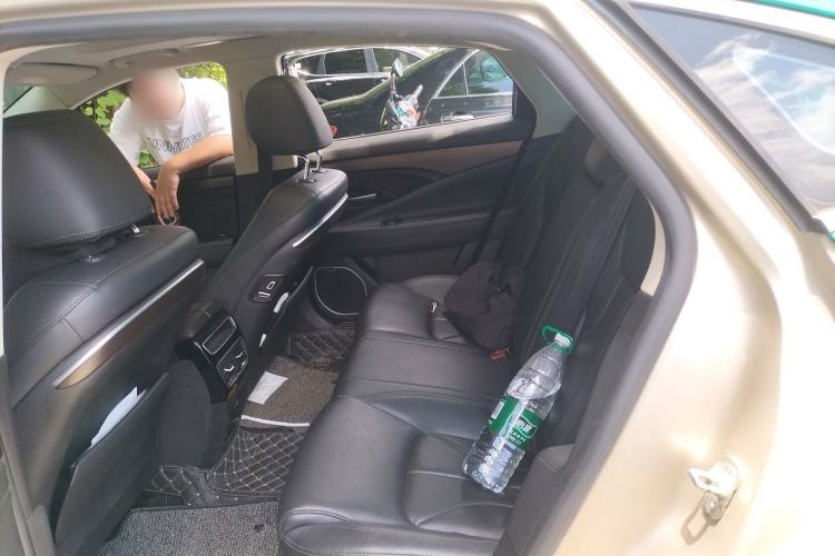 Used Geely Auto Emgrand GT 2017 1.8T Luxury Model Left Rear Seat
