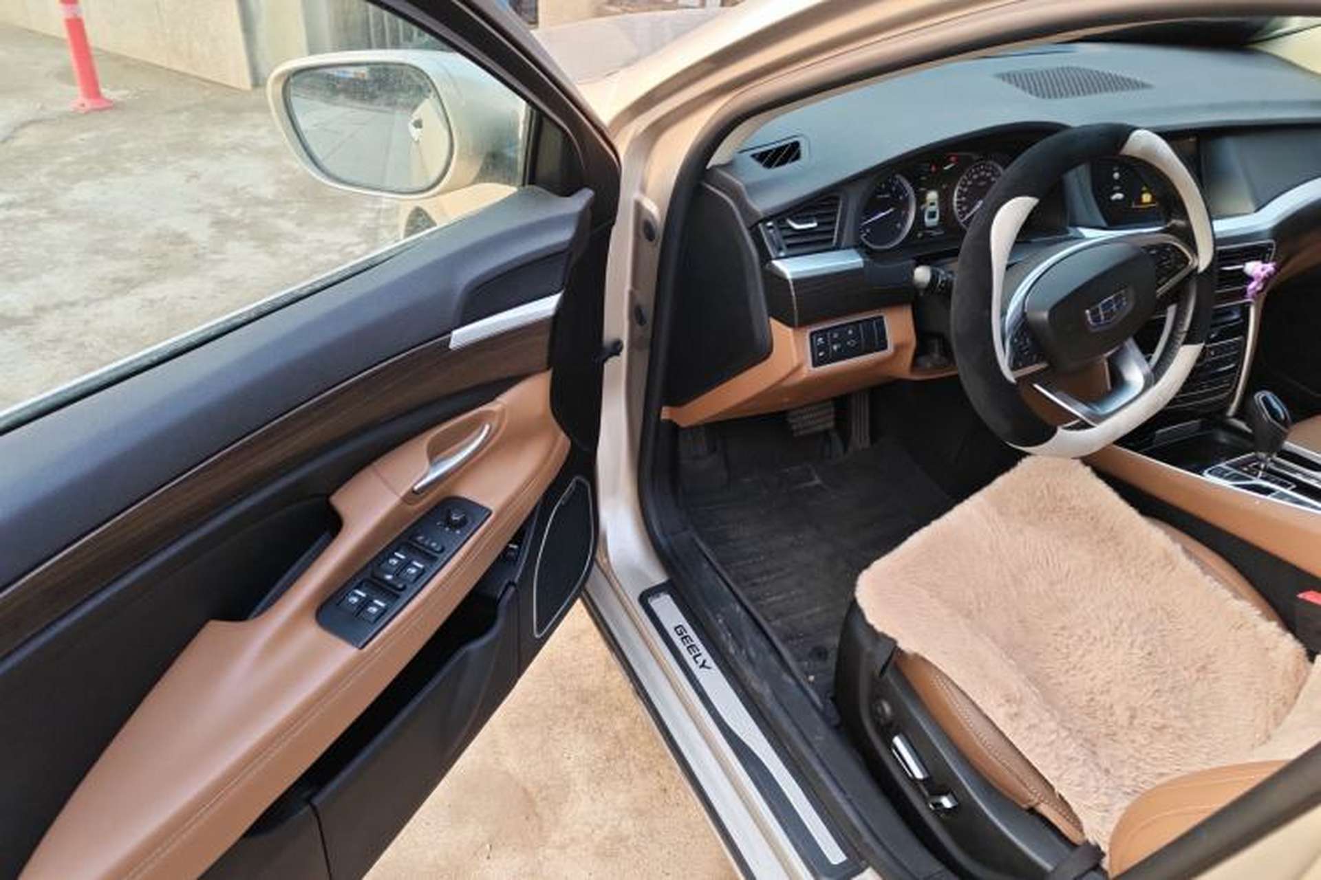 Used Geely Auto Emgrand GT 2017 2.4L Luxury Model Driver Seat