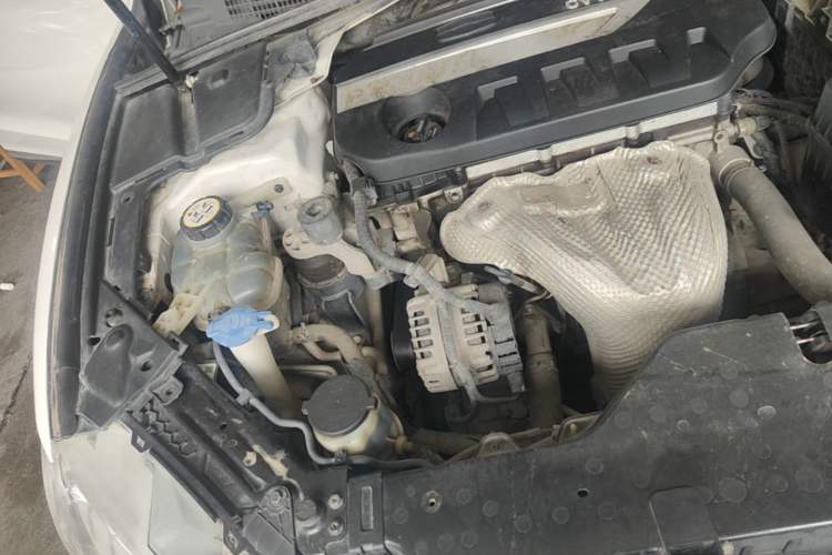 Used Geely Auto Emgrand GT 2017 2.4L Zunya Model Engine Bay Right