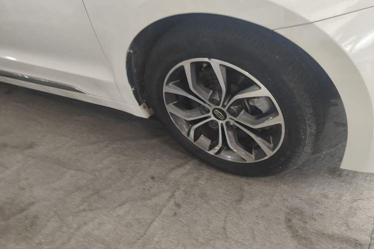 Used Geely Auto Emgrand GT 2017 2.4L Zunya Model Right Front Wheel Hub
