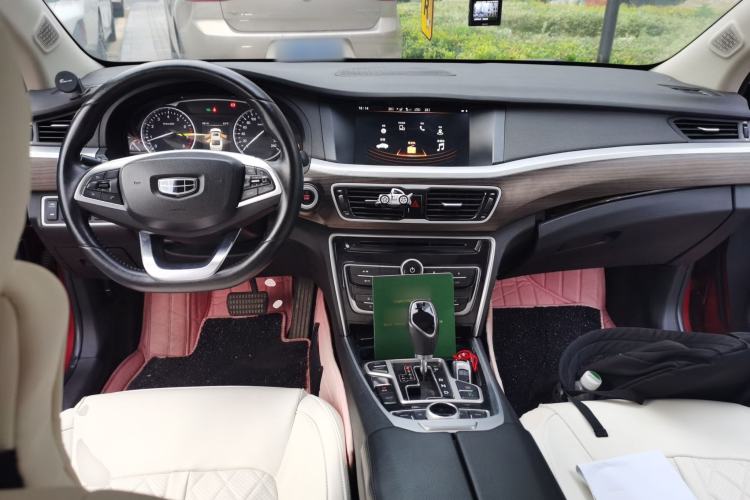 Used Geely Auto Emgrand GT 2017 2.4L Zunya Model Center Console