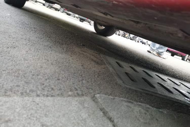 Used Geely Auto Emgrand GT 2017 2.4L Zunya Model Chassis Front Right
