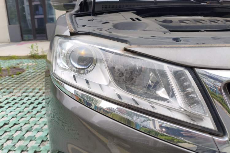 Used Geely Auto Emgrand GT 2017 2.4L Zunya Model Right Front Headlight