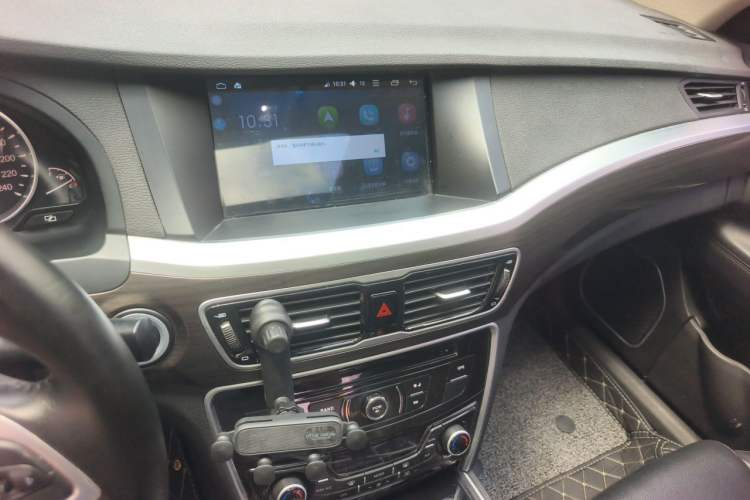 Used Geely Auto Emgrand GT 2017 1.8T Comfort Model Audio And AC Panel