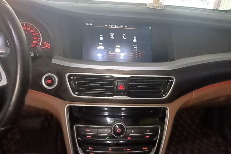 Used Geely Auto Emgrand GT 2017 1.8T Luxury Model Audio And AC Panel