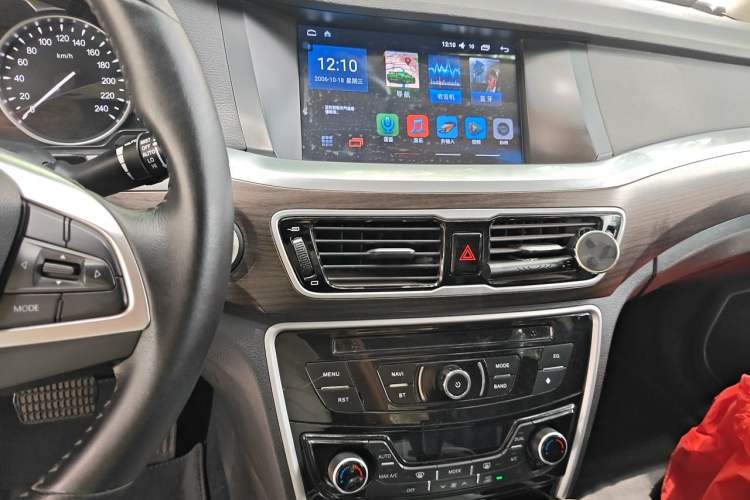 Used Geely Auto Emgrand GT 2017 2.4L Comfort Model Audio And AC Panel