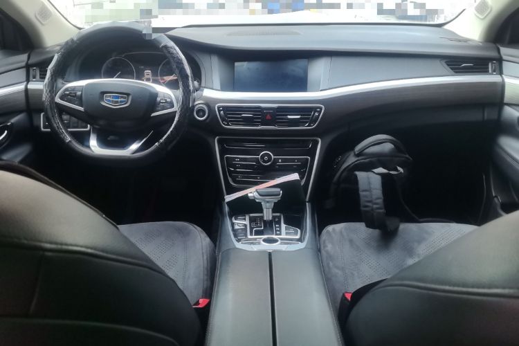 Used Geely Auto Emgrand GT 2017 2.4L Zunya Model Center Console