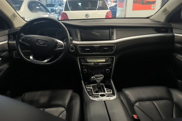 Used Geely Auto Emgrand GT 2017 2.4L Comfort Model Center Console