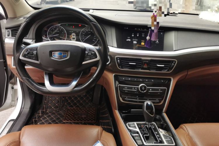 Used Geely Auto Emgrand GT 2017 1.8T Flagship 4G Edition Center Console