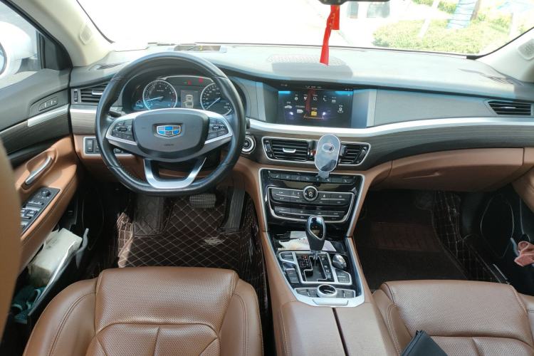 Used Geely Auto Emgrand GT 2017 1.8T Flagship 4G Edition Center Console