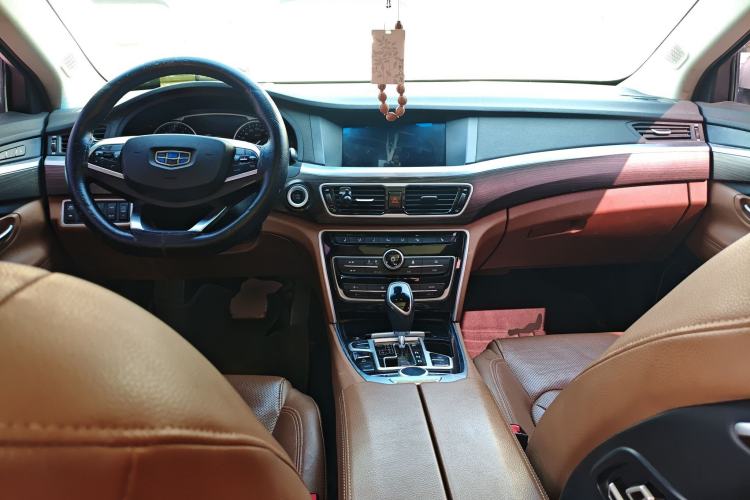 Used Geely Auto Emgrand GT 2017 1.8T Flagship Model Center Console