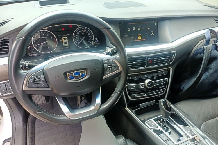 Used Geely Auto Emgrand GT 2017 1.8T Flagship 4G Edition Center Console