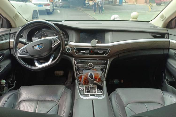 Used Geely Auto Emgrand GT 2017 1.8T Flagship 4G Edition Center Console